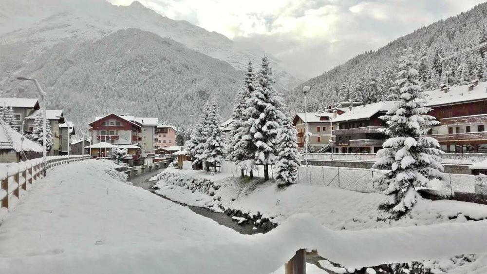 Hotel Alle Tre Baite Santa Caterina di Valfurva Exterior foto